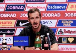 Coup d’arrêt brutal pour Freiburg : Schuster encaisse la leçon d’efficacité d’Augsburg