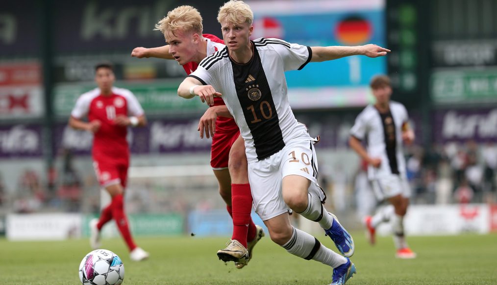 Anton Bäuerle prolonge à Paderborn et confirme la stratégie du club !