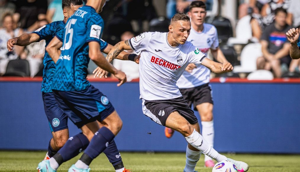 [VIDEO] Verl a retourné la situation pour accrocher Wiesbaden !