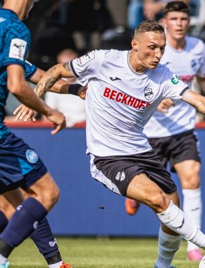 [VIDEO] Verl a retourné la situation pour accrocher Wiesbaden !