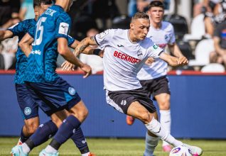 [VIDEO] Verl a retourné la situation pour accrocher Wiesbaden !