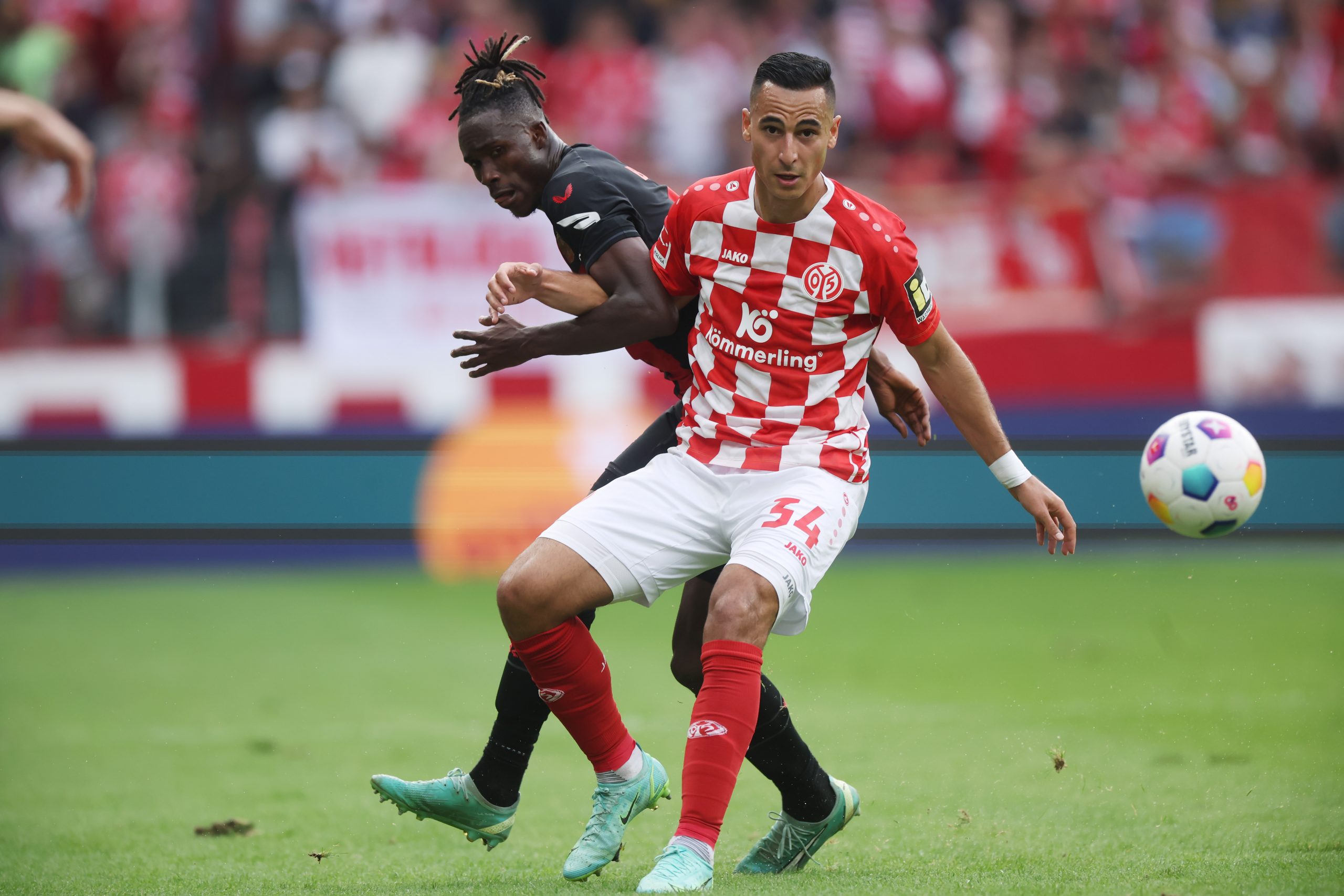 Licencié pour un message sur la Palestine, El Ghazi réclame toujours son dû à Mainz !