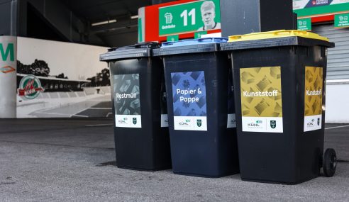 Le FC Augsburg lance un nouveau concept de tri des déchets à la WWK ARENA