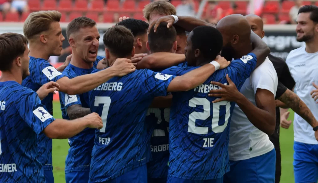Huit victoires en huit matchs : Freiberg dépose déjà sa candidature pour la 3.Liga !