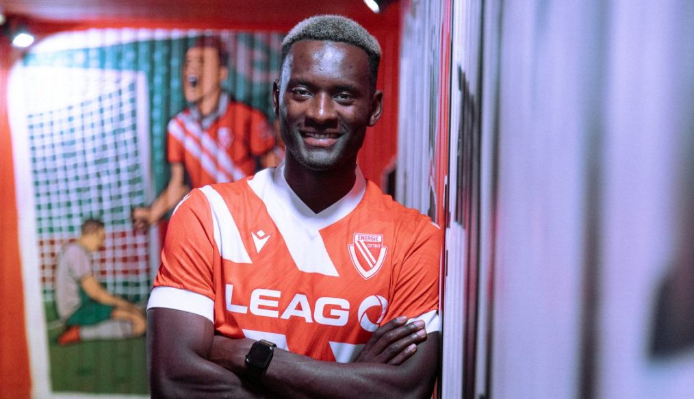 OFFICIEL : Un renfort d’expérience pour les ailes,  Merveille Biankadi rejoint Cottbus !