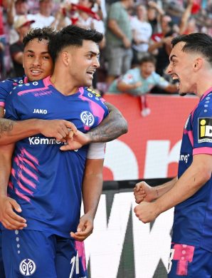 Augsburg s’écroule, Mainz s’impose largement malgré une expulsion !