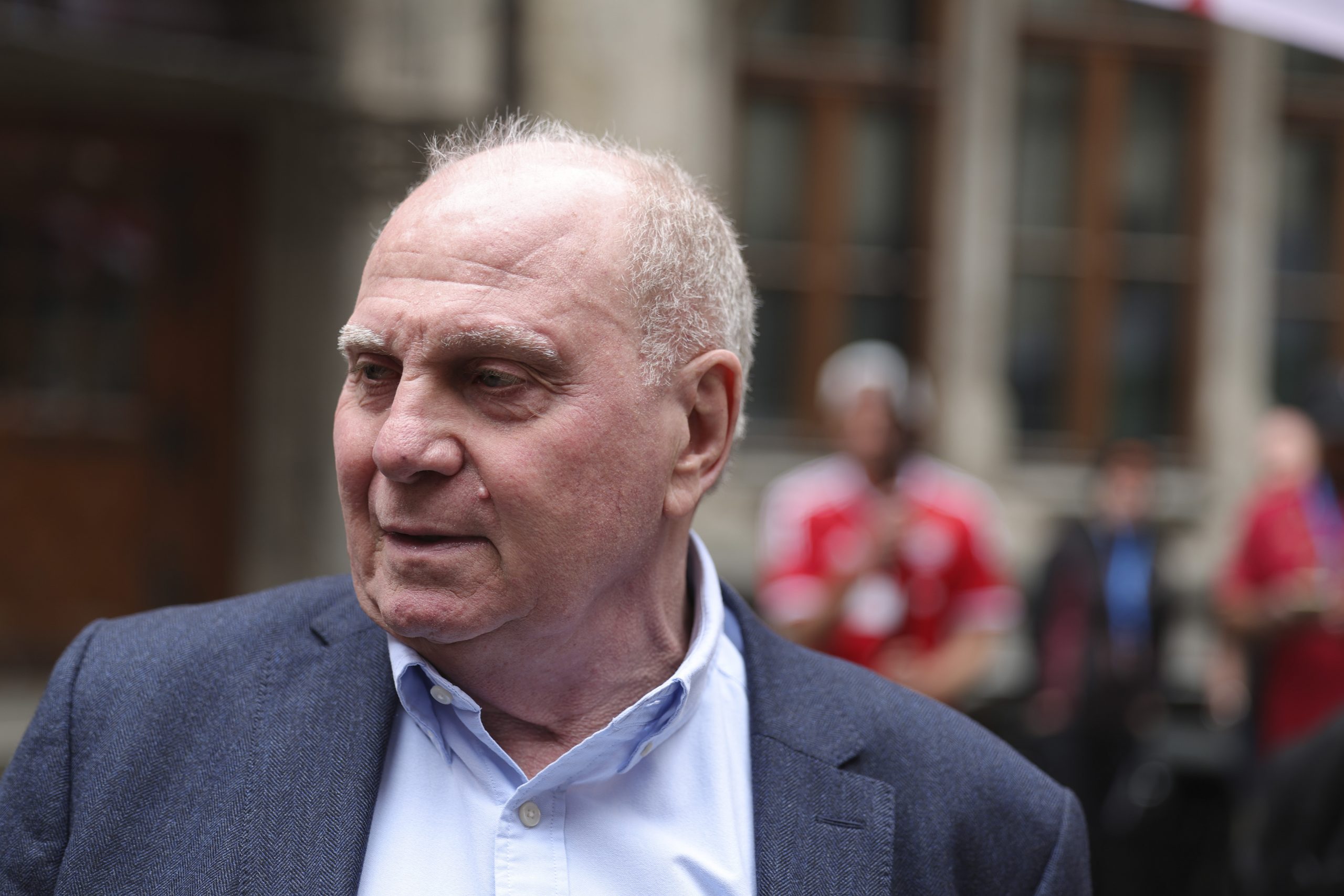 Hoeneß recadre Eberl : « Ce serait bien qu’il le comprenne enfin » ! Hoeneß recadre Eberl : « Ce serait bien qu’il le comprenne enfin » !