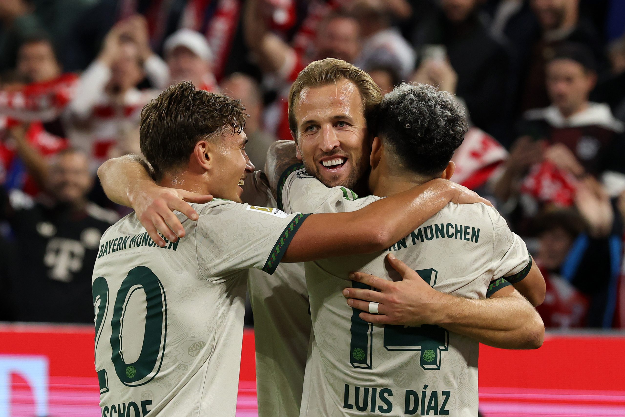 Harry Kane marque l’histoire, le FC Bayern écrase le Werder Bremen !