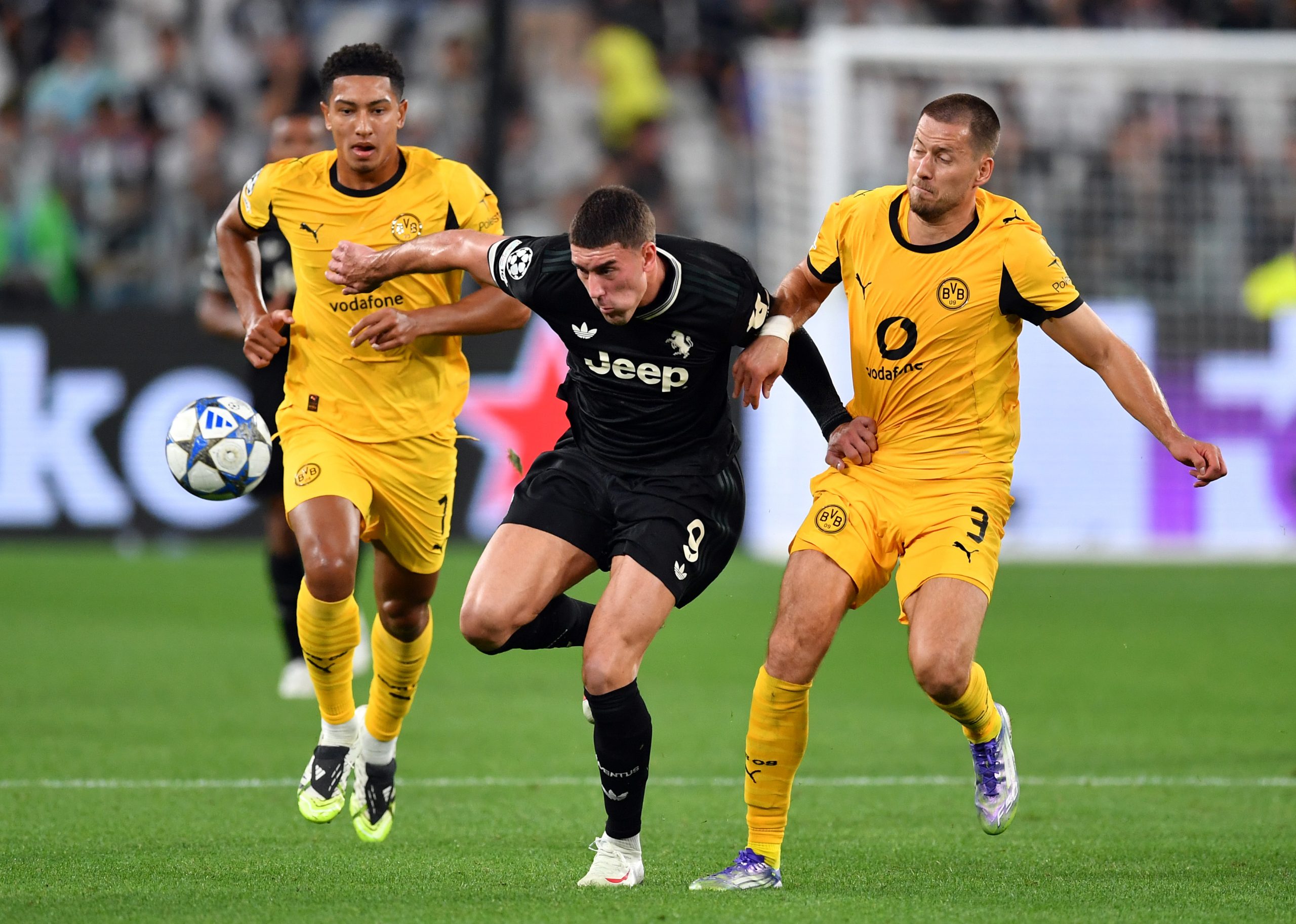 8 buts, suspense et drame : Dortmund s’écroule face à la Juventus dans un match légendaire !