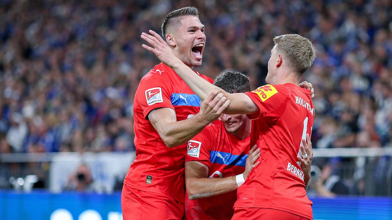 Kiel s’impose à la Veltins-Arena, Schalke 04 retombe dans ses travers