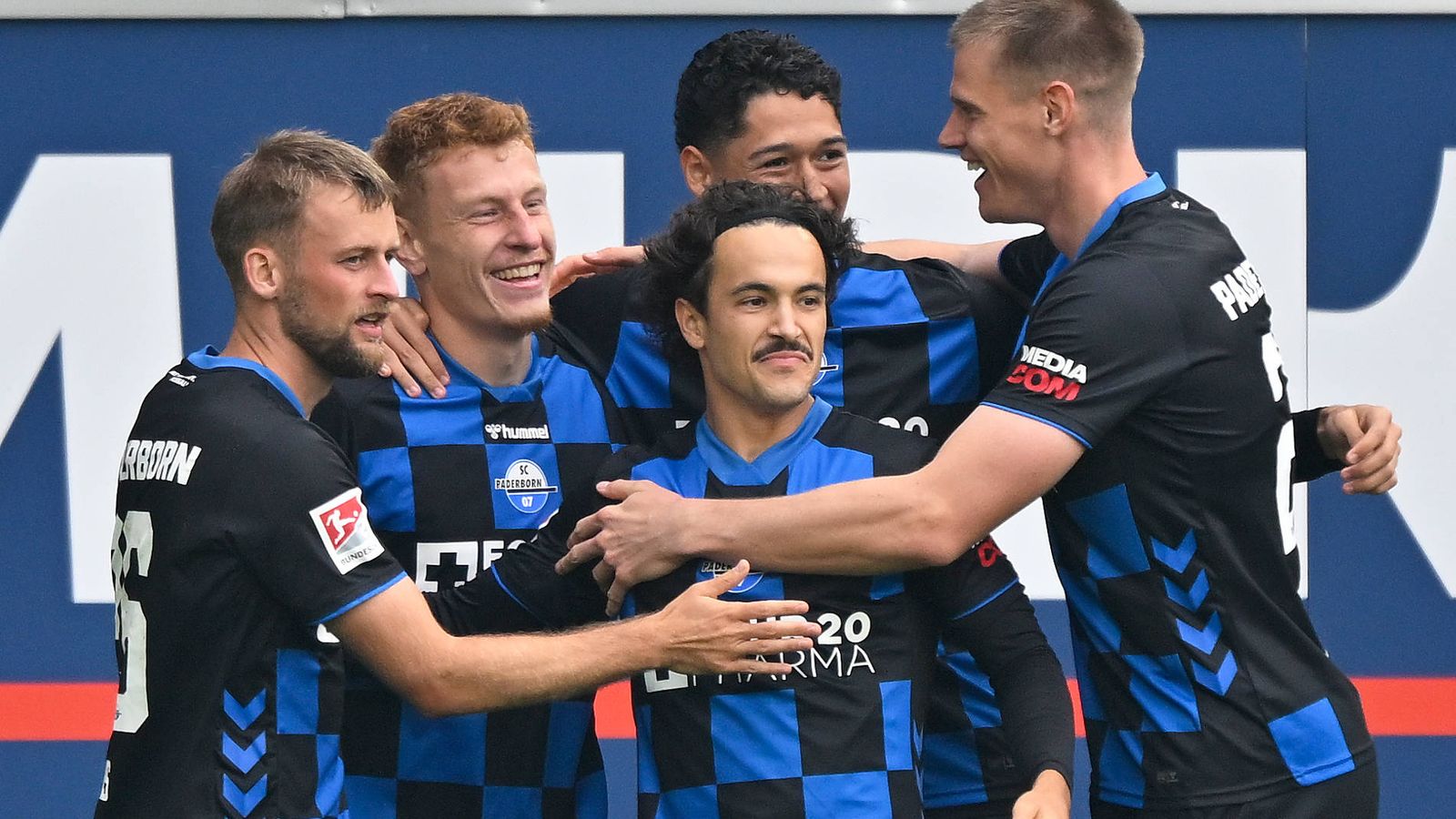 Paderborn punit Kaiserslautern en supériorité numérique et enchaîne une troisième victoire !
