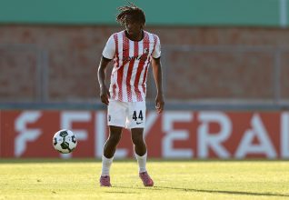 Coup dur pour Freiburg : Johan Manzambi suspendu deux matchs par la DFB !