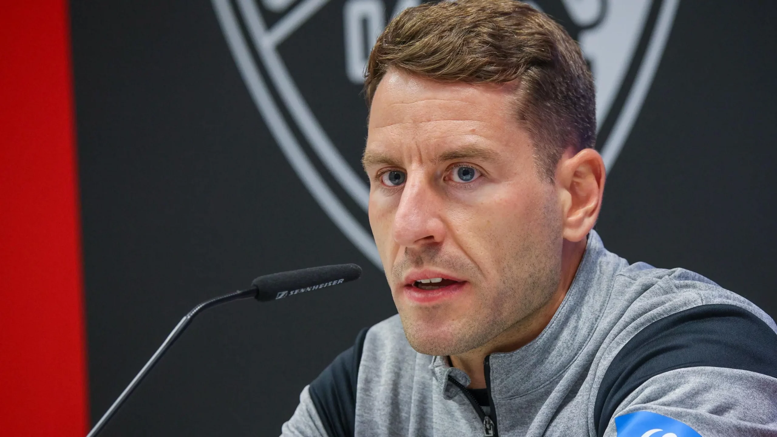 Ulm ose le pari fou : un coach sans licence officielle confirmé comme entraîneur principal ! Ulm ose le pari fou : un coach sans licence officielle confirmé comme entraîneur principal !