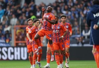 Schalke s’impose à Bielefeld après une bourde de Kersken !