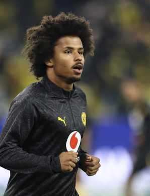 Karim Adeyemi exige une clause libératoire dans son nouveau contrat avec le Borussia Dortmund