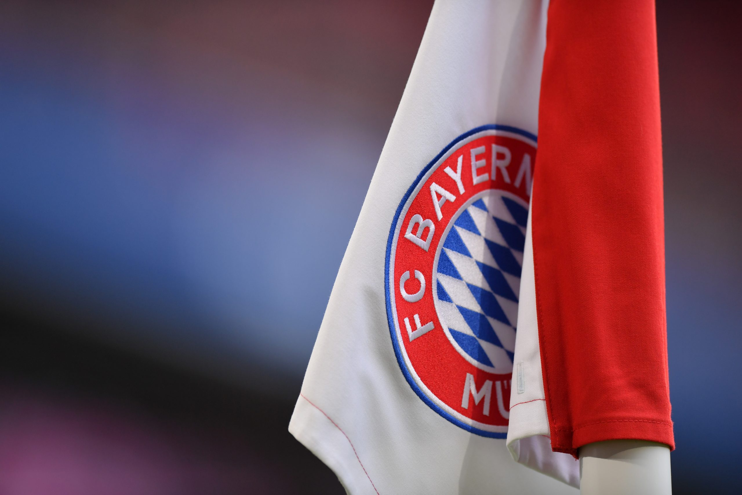 Plus de 70 ans de fidélité, le FC Bayern München rend hommage à un membre historique disparu Plus de 70 ans de fidélité, le FC Bayern München rend hommage à un membre historique disparu