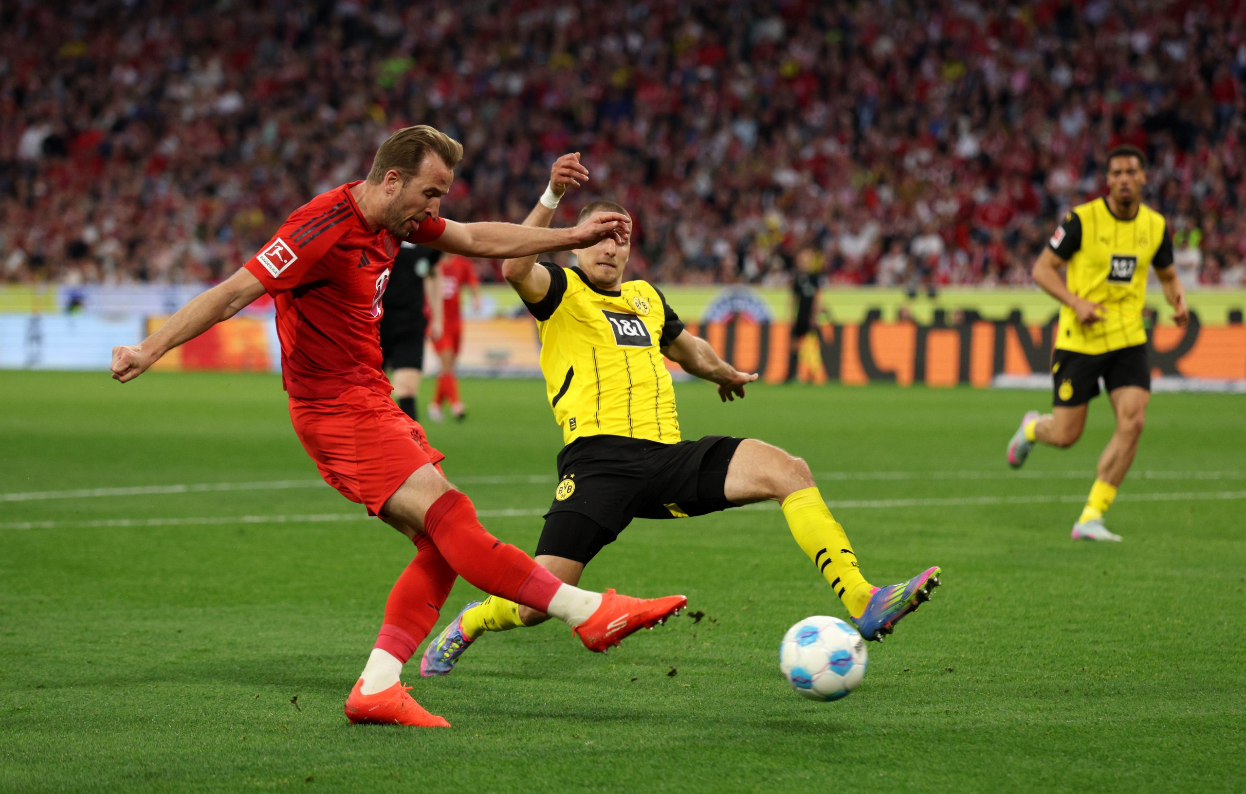 Kane, Guirassy, Olise… trois duels qui feront basculer le Klassiker ! Kane, Guirassy, Olise… trois duels qui feront basculer le Klassiker !