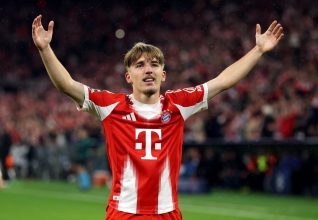 À 17 ans, Lennart Karl entre dans l’histoire du FC Bayern en Ligue des champions !