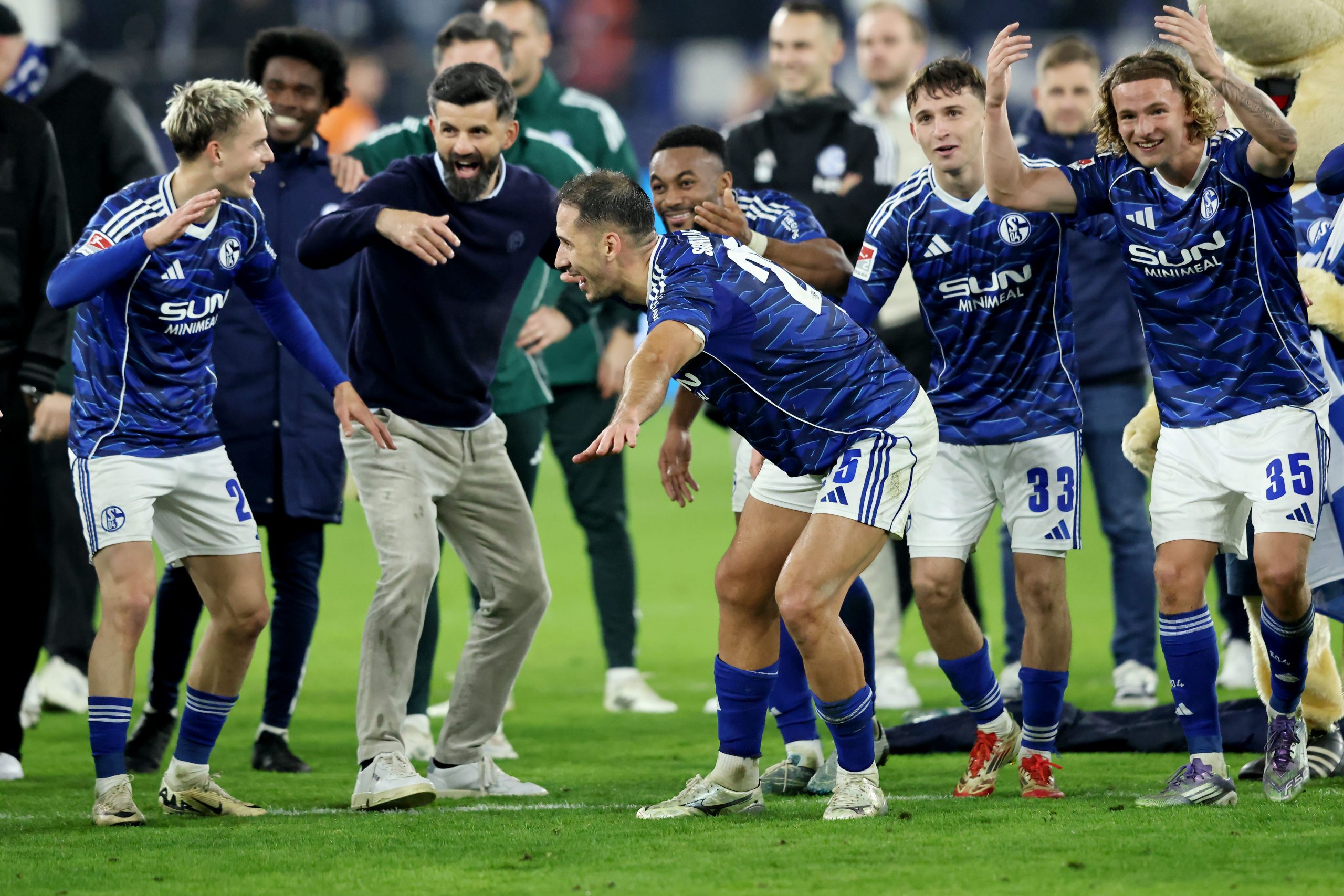 À Schalke, la jeunesse ne demande plus la permission !