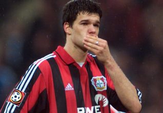 Trois finales, trois défaites : l’incroyable destin du Bayer Leverkusen en 2002