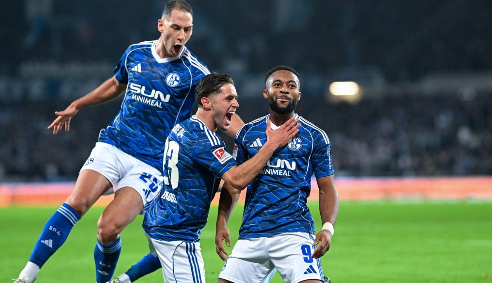 Schalke écrase Hannover et s’installe provisoirement en tête de la 2.Bundesliga !