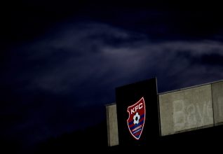 [VIDEO] L’improbable coupure de courant qui a plongé KFC Uerdingen – MSV Duisburg dans le noir !