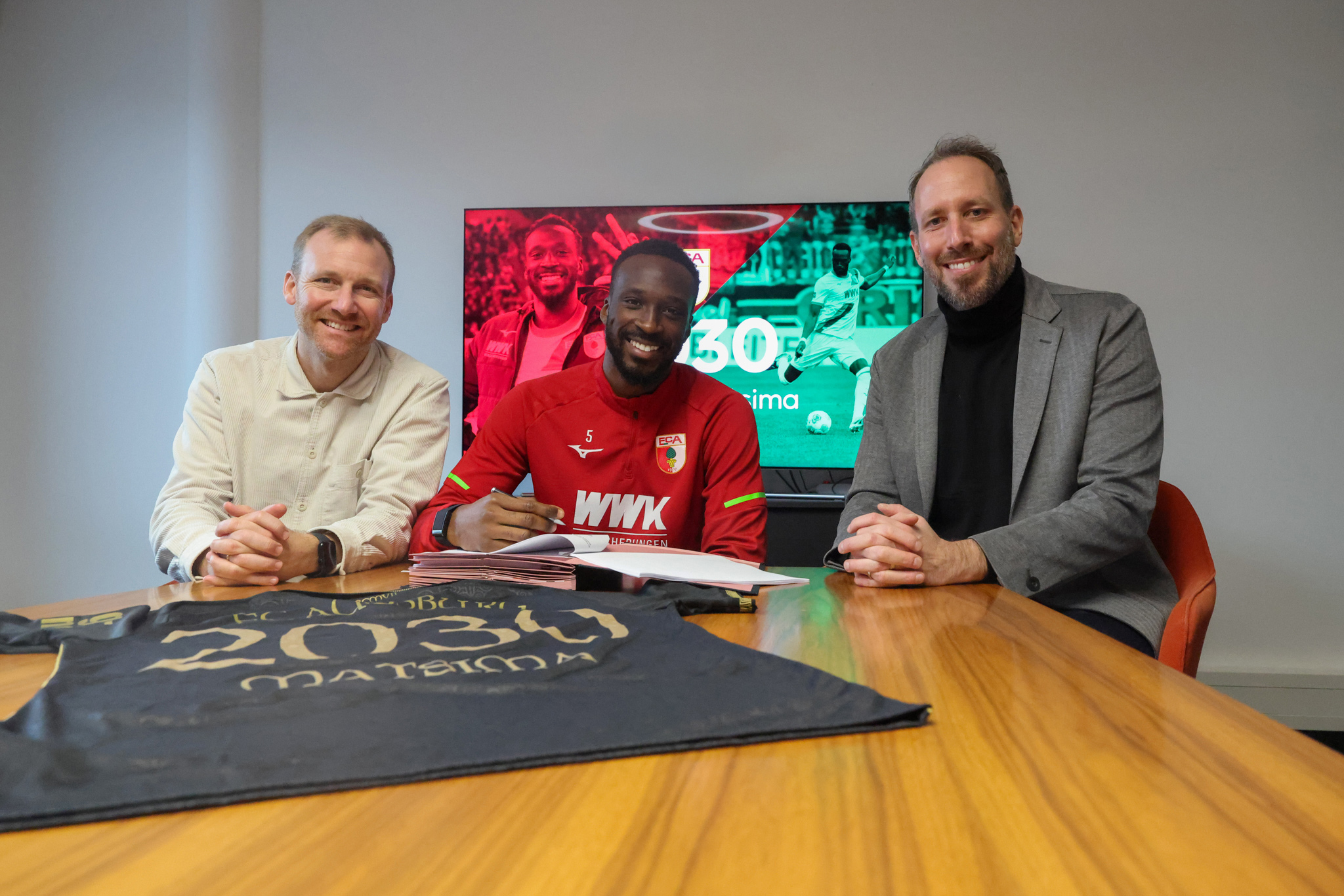 L’International espoir Français, Chrislain Matsima, prolonge au FC Augsburg !