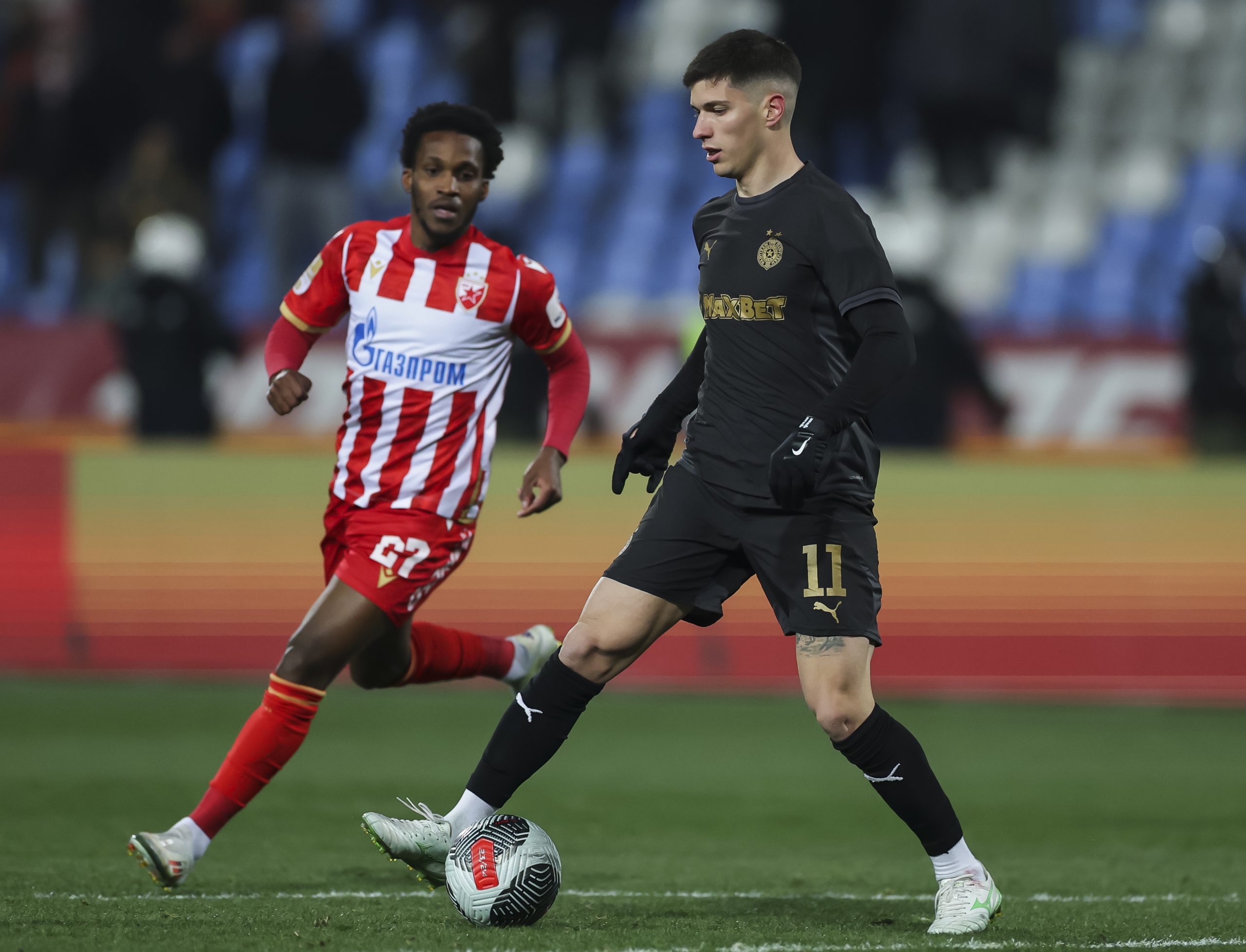 Un nouveau génie créatif pour Stuttgart ? Le club sonde la pépite du Partizan ! Un nouveau génie créatif pour Stuttgart ? Le club sonde la pépite du Partizan !