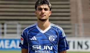 Un jeune défenseur de Schalke 04 sur les radars de la Roma !