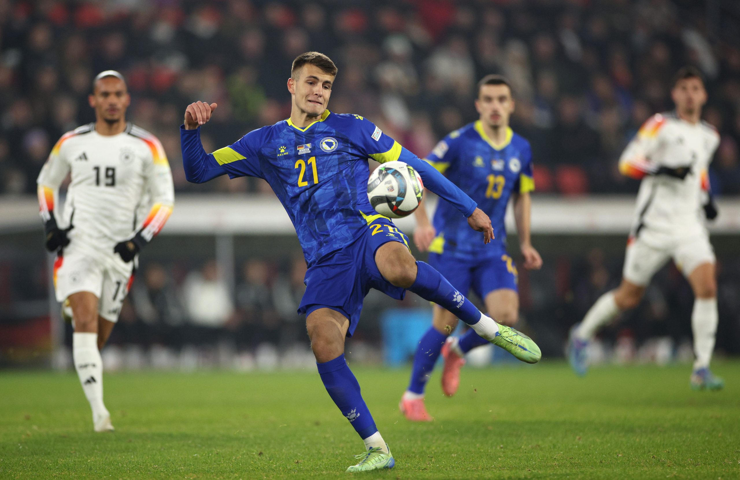 Samed Bazdar, prochain renfort du FC Schalke 04 ? Samed Bazdar, prochain renfort du FC Schalke 04 ?