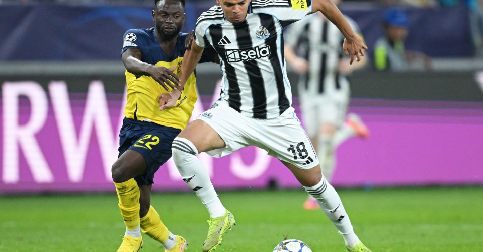 Vers un coup offensif venu de Newcastle pour l’Eintracht Frankfurt cet hiver ?