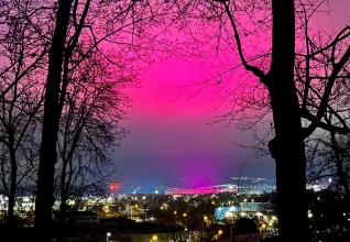 La ville entière croit aux aurores boréales… la vérité mène au VfB Stuttgart !