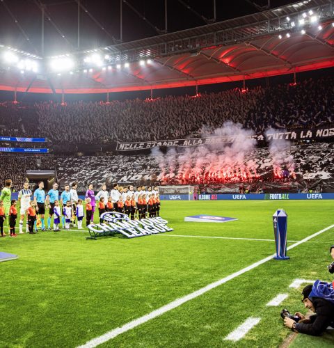 Eintracht Frankfurt – Atalanta : un choc en toute amitié, vécu de l’intérieur par notre photographe