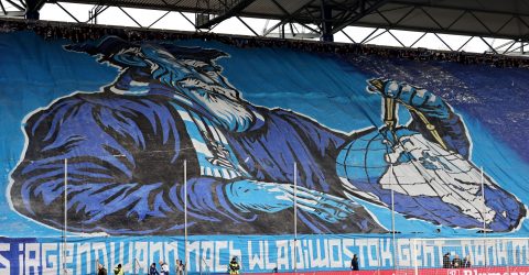 Quand la rivalité s’efface : l’émouvante union des fans du MSV et d’Alemannia Aachen