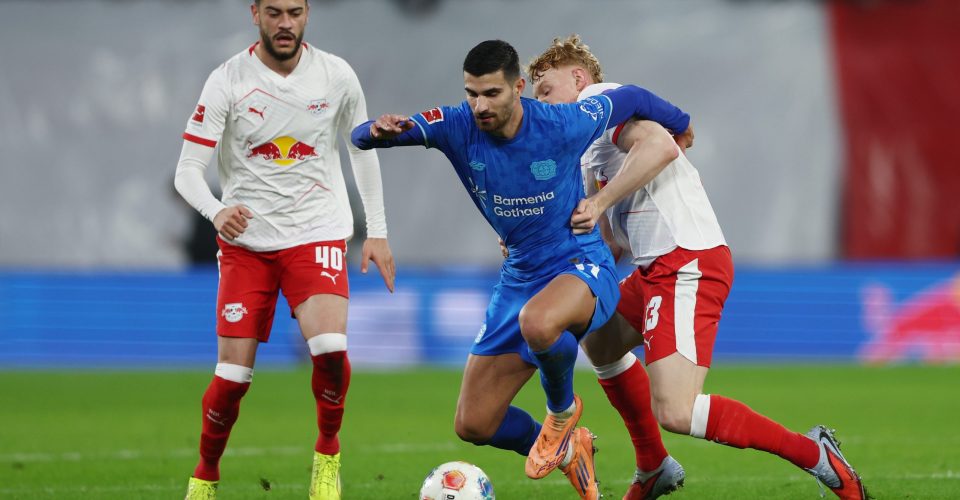 Leverkusen renverse Leipzig et termine l’année sur le podium !