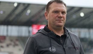 OFFICIEL : Uwe Koschinat prolonge avec le Rot-Weiss Essen !