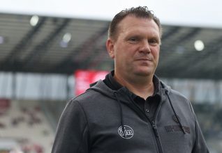 OFFICIEL : Uwe Koschinat prolonge avec le Rot-Weiss Essen !