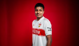 Officiel : le VfB Stuttgart s’offre la pépite Jeremy Arévalo pour 7 millions d’euros !