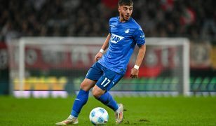 OFFICIEL : Kiel devance Galatasaray et s&rsquo;offre Umut Tohumcu du TSG Hoffenheim !
