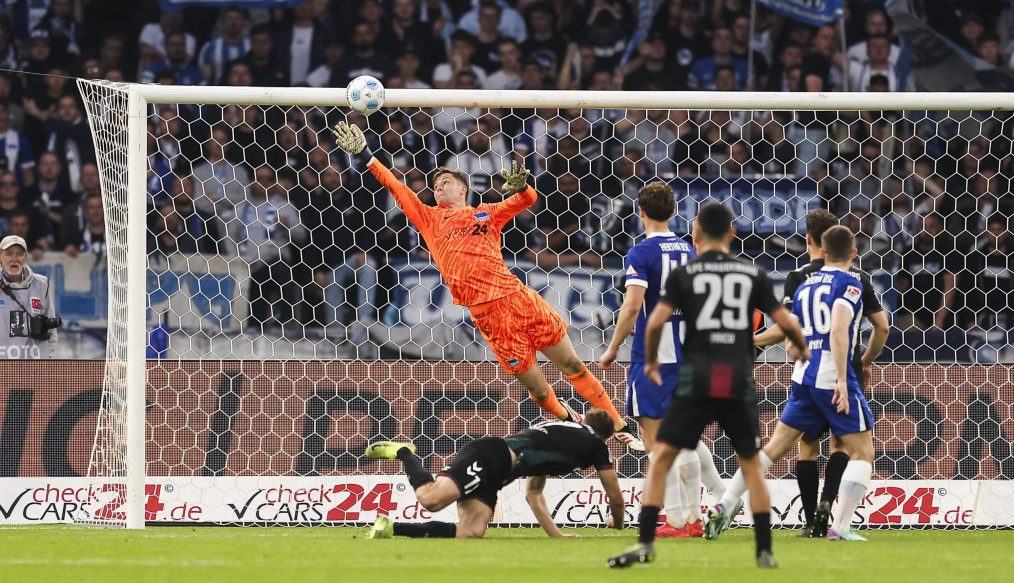 Tjark Ernst : le gardien du Hertha Berlin qui affole la Bundesliga