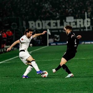 Le contact – photographie football professionnel