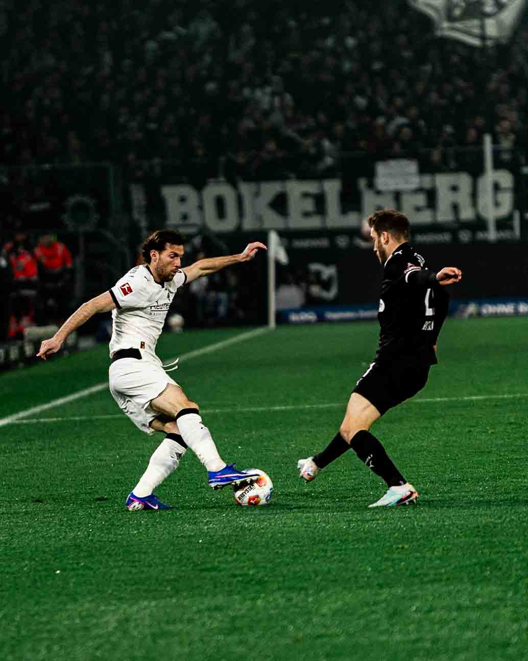 Le contact – photographie football professionnel