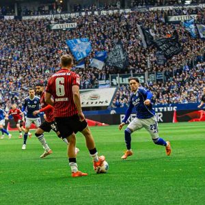Face au jeu – photographie football professionnel